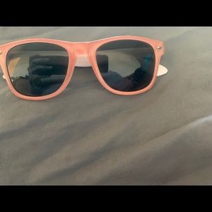 Lot of 7 sunglasses